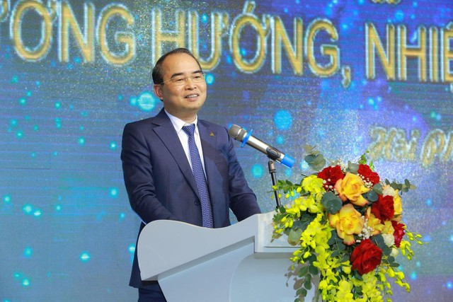 Khởi tố chủ tịch & CEO của 1 doanh nghiệp trên sàn có doanh thu hơn 16.000 tỷ, là đối tác lớn của EVN, PVN, Hoà Phát… Khởi tố chủ tịch & CEO của 1 doanh nghiệp trên sàn có doanh thu hơn 16.000 tỷ, là đối tác lớn của EVN, PVN, Hoà Phát…