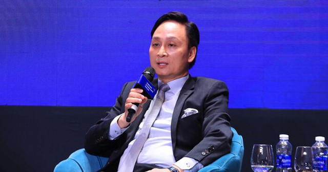 "Cá mập" ngoại kể về thương vụ rót vốn vào Vingroup, Vincom Retail tăng 100- 400%: Những khoản đầu tư vào lúc khó khăn nhất của Việt Nam lại thành công nhất "Cá mập" ngoại kể về thương vụ rót vốn vào Vingroup, Vincom Retail tăng 100- 400%: Những khoản đầu tư vào lúc khó khăn nhất của Việt Nam lại thành công nhất