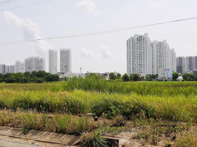 Kiến nghị sửa đổi Điều 257 Luật Đất đai: Bỏ quy định nộp bổ sung tiền sử dụng đất, gỡ vướng cho doanh nghiệp, khơi thông nguồn cung bất động sản Kiến nghị sửa đổi Điều 257 Luật Đất đai: Bỏ quy định nộp bổ sung tiền sử dụng đất, gỡ vướng cho doanh nghiệp, khơi thông nguồn cung bất động sản