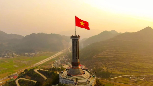 Cột mốc mới: Việt Nam chính thức có 10 triệu tài khoản chứng khoán Cột mốc mới: Việt Nam chính thức có 10 triệu tài khoản chứng khoán