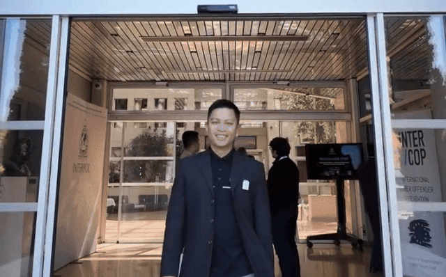 Hiếu PC tại INTERPOL gây sốt Hiếu PC tại INTERPOL gây sốt