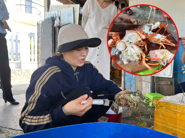 Cận cảnh người phụ nữ trực tiếp bơm thạch rau câu vào tôm hùm đã chết để bán ra thị trường