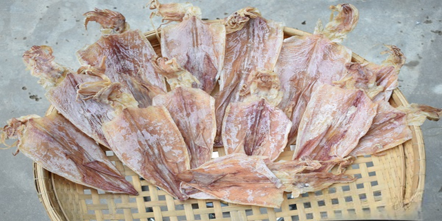 Đã chuyển khoản 110 triệu đồng mua 100kg mực nhưng người bán không cho nhận hàng, người đàn ông Hà Nội báo công an- Ảnh 1.