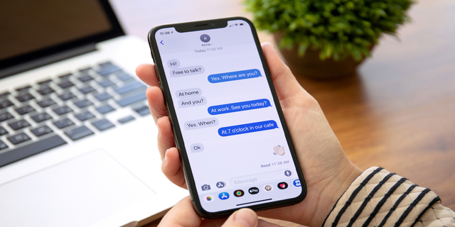 Không cần WiFi hay 4G, mọi người vẫn nhắn tin miễn phí được cho nhau bằng cách đơn giản này- Ảnh 1. Không cần WiFi hay 4G, mọi người vẫn nhắn tin miễn phí được cho nhau bằng cách đơn giản này- Ảnh 1.