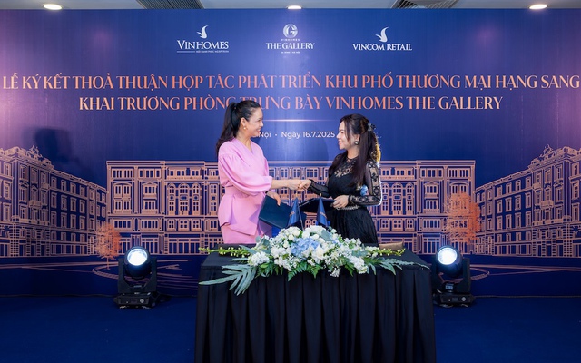 Vinhomes và Vincom Retail hợp tác kiến tạo khu phố thương mại đắt giá bậc nhất Hà Nội Vinhomes và Vincom Retail hợp tác kiến tạo khu phố thương mại đắt giá bậc nhất Hà Nội