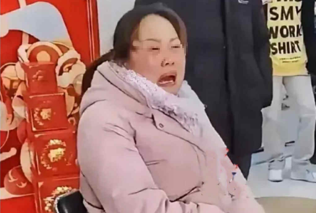 Người phụ nữ gửi tiết kiệm hơn 36,5 tỷ đồng, 5 ngày sau số dư còn 0, toà án tuyên bố: “Ngân hàng chỉ cần đền bù 50%”