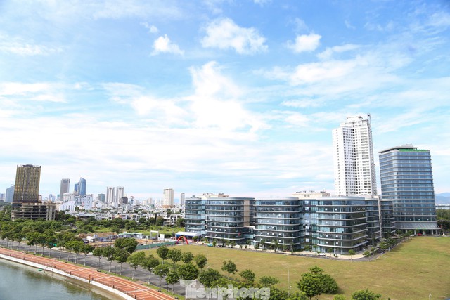 Đà Nẵng khởi động phòng thí nghiệm vi mạch bán dẫn công suất 10 triệu sản phẩm/năm- Ảnh 1. Đà Nẵng khởi động phòng thí nghiệm vi mạch bán dẫn công suất 10 triệu sản phẩm/năm- Ảnh 1.