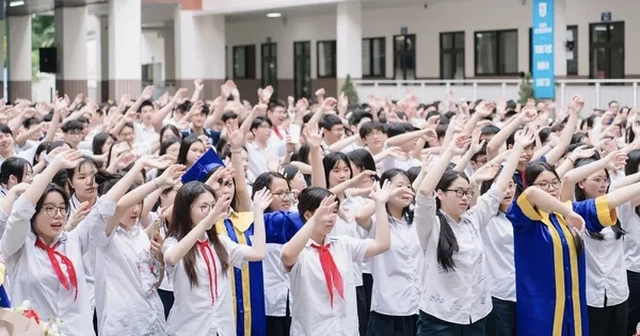 Điểm danh trường THCS có điểm trung bình thi vào 10 ở Hà Nội cao ngất ngưởng