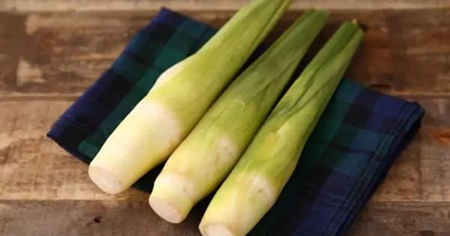 5 loại rau chứa "cả ổ sâu ẩn", ăn sống tương đương nuốt hết ký sinh trùng vào bụng 5 loại rau chứa "cả ổ sâu ẩn", ăn sống tương đương nuốt hết ký sinh trùng vào bụng