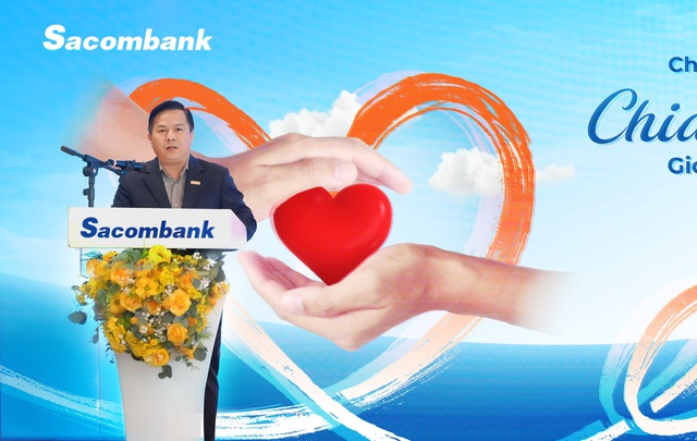 Sacombank tiếp nối hành trình "Chia sẻ từ trái tim" 2025- Ảnh 2. Sacombank tiếp nối hành trình "Chia sẻ từ trái tim" 2025- Ảnh 2.