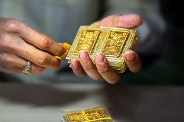 Xoá bỏ độc quyền sản xuất vàng miếng, ngân hàng nào sáng cửa tham gia?