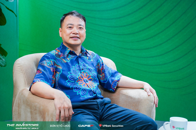 Shark Bình: "Ai cũng là một con người đạo đức cho đến khi gặp chuyện" Shark Bình: "Ai cũng là một con người đạo đức cho đến khi gặp chuyện"