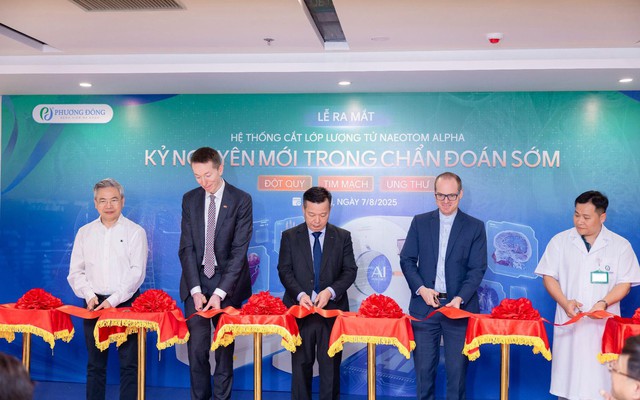 Ra mắt siêu máy CT đếm photon: Đột phá trong tầm soát đột quỵ