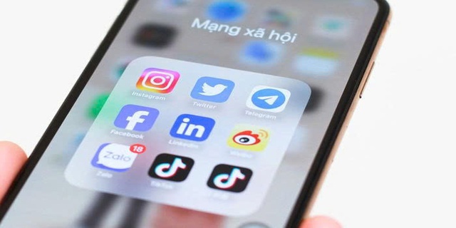 Công an Hà Nội cảnh báo tuyệt đối không làm điều này trên Zalo, Tiktok, Facebook- Ảnh 1.