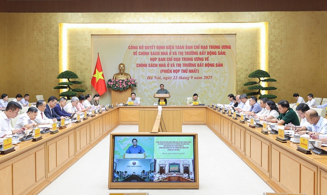 Tổng Giám đốc VPBank: Thị trường bất động sản đã tưng bừng hơn rất nhiều so với một năm trước, chưa bao giờ lãi suất thấp như bây giờ- Ảnh 1.