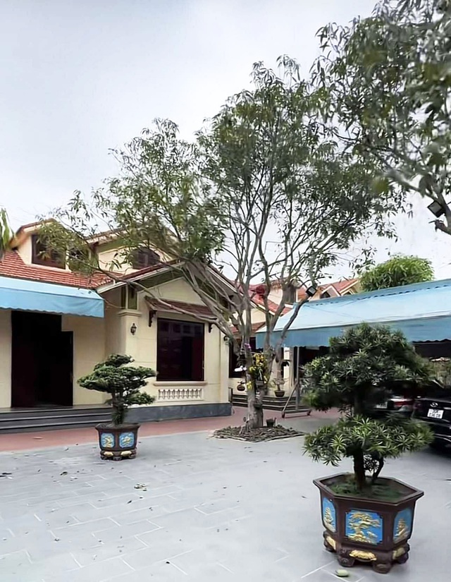 4 anh em trai xây biệt thự giống nhau, sống chung trên cùng 1 mảnh đất ở Ninh Bình: Bí quyết giữ hòa khí- Ảnh 1. 4 anh em trai xây biệt thự giống nhau, sống chung trên cùng 1 mảnh đất ở Ninh Bình: Bí quyết giữ hòa khí- Ảnh 1.