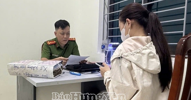 Tài khoản bất ngờ được cộng thêm 500 triệu đồng: Ngân hàng đã hết giờ làm việc, cô gái sinh năm 2001 liền báo công an
