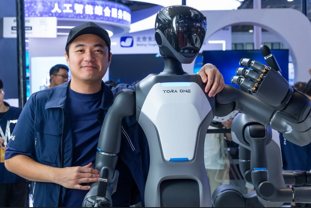 Trung Quốc lắp đặt robot nhiều hơn toàn bộ thế giới cộng lại: 2 triệu cánh tay máy viết lại bản đồ sản xuất toàn cầu