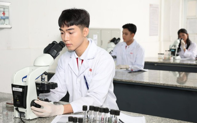 Tin vui cho người học nhóm ngành này: Được hỗ trợ vay toàn bộ học phí cùng 5 triệu đồng sinh hoạt phí mỗi tháng