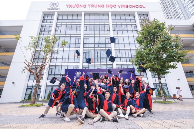 Vingroup kiếm được bao nhiêu tiền từ mảng giáo dục?