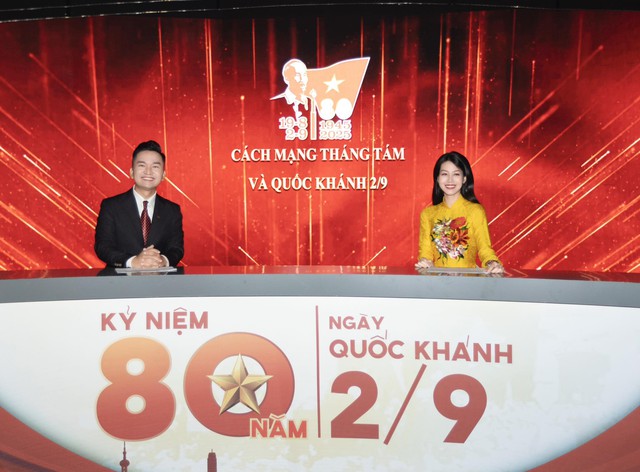 Bí mật về chiếc áo dài viral ngày 2/9: Chuyện chưa kể của NTK Nguyễn Thơ Thơ- Ảnh 1.