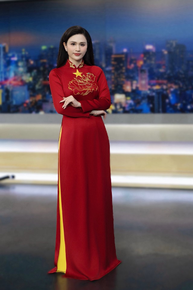 Bí mật về chiếc áo dài viral ngày 2/9: Chuyện chưa kể của NTK Nguyễn Thơ Thơ- Ảnh 2.