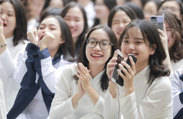 Miễn học phí công lập, quy định mới nhất về khung học phí như thế nào?