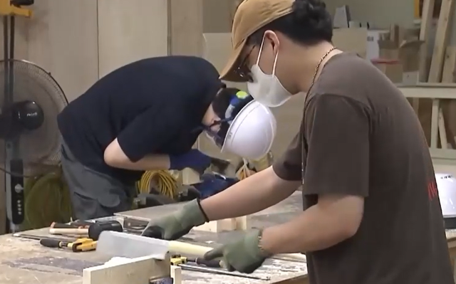 Nhiều người trẻ tại Hàn Quốc chuyển sang làm việc chân tay