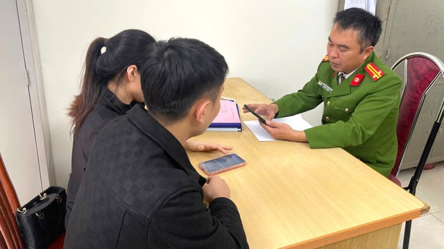 Khách hàng cho xem hình ảnh chuyển khoản thành công 170 triệu đồng, chủ cửa hàng kiểm tra tài khoản rồi báo công an - Ảnh 1.