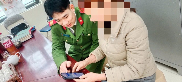 Con gái ở Nhật Bản báo chuyển khoản thành công 140 triệu đồng, mẹ kiểm tra tài khoản rồi báo luôn công an xã - Ảnh 1.