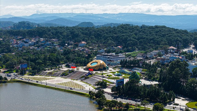 Hồng Nhung hội tụ Hà Trần, Đức Trí cùng loạt nghệ sĩ từng giành giải quốc tế, được đề cử Grammy, tại Đà Lạt - Ảnh 2.