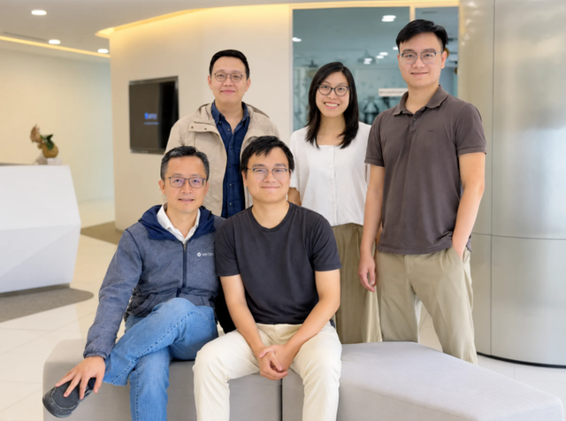 Startup AI có đồng sáng lập là cựu sinh viên trường đại học của tỷ phú Phạm Nhật Vượng gọi vốn thành công 3 triệu USD - Ảnh 1.