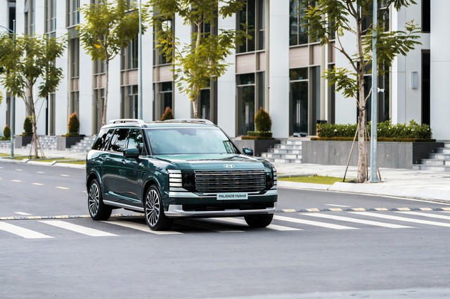 Hyundai Palisade Hybrid chốt giá tại Việt Nam: 3 phiên bản, giá từ 1,5 tỷ đồng  - Ảnh 2.