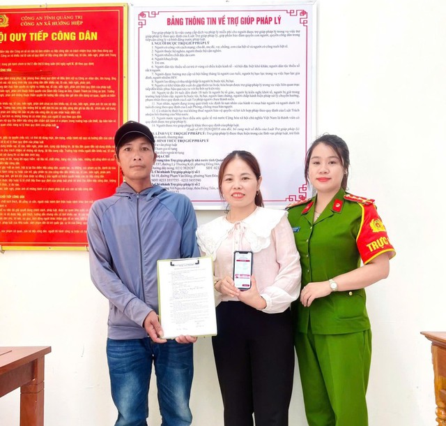 Tài khoản cô giáo Trần Thị Phượng SN 1983 nhận 300 triệu và gần 17 triệu đồng trong 2 tháng: Công an hỗ trợ rà soát giao dịch- Ảnh 1.