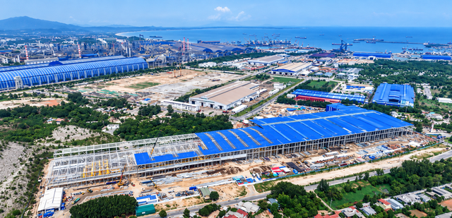 Tỷ phú Trần Đình Long rót hơn 10.000 tỷ xây nhà máy đầu tiên ở Đông Nam Á chuyên làm loại thép đặc biệt, đón đầu dự án lớn nhất Việt Nam 40 từ khi đổi mới - Ảnh 1.