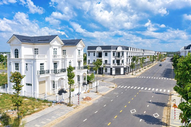 Siêu dự án sân bay 16 tỷ USD lớn nhất Việt Nam chuẩn bị khánh thành, loạt khu đô thị và công nghiệp cấp tập triển khai - Ảnh 1.