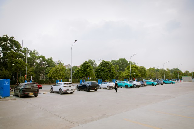 Việt Nam vừa có trạm sạc rộng gần 3 ha, hơn 1.000 ô tô sạc cùng lúc - đã lớn nhất thế giới chưa?- Ảnh 6.