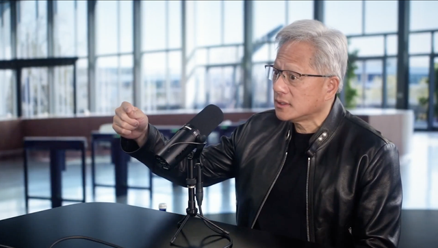 Tuyên bố "gây bão" của Jensen Huang: AI đã biến 1 tỷ người thành lập trình viên như thế nào?- Ảnh 1.