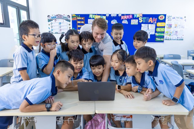 Từ nhà máy đến đô thị: Cách Tân Á Đại Thành dùng nền tảng 33 năm sản xuất để phát triển bất động sản với triết lý “Bất động sản Tinh khiết”  - Ảnh 3.