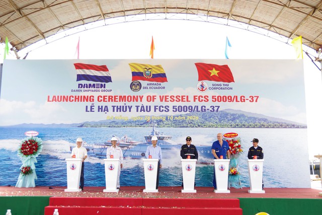 Doanh nghiệp quân đội VN vừa hạ thủy tàu hơn 300 tấn cho Hải quân Nam Mỹ: Tốc độ gần 60 km/h, sử dụng công nghệ mũi tàu đặc biệt của Hà Lan - Ảnh 1.