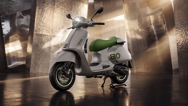 Mẫu Vespa độc bản giá gần 400 triệu, Việt Nam chỉ có 4 chiếc - đánh số từ chiếc một  - Ảnh 3.