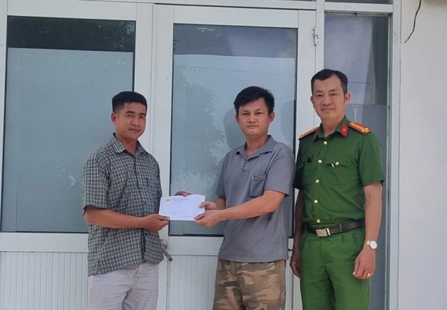 Dương Văn Lợi SN 1982 chuyển khoản 62.000.000 đồng vào tài khoản của người đàn ông  - Ảnh 1.