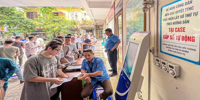 Thông tin mới về giấy phép lái xe mà người dân Hà Nội cần nắm rõ - Ảnh 1.