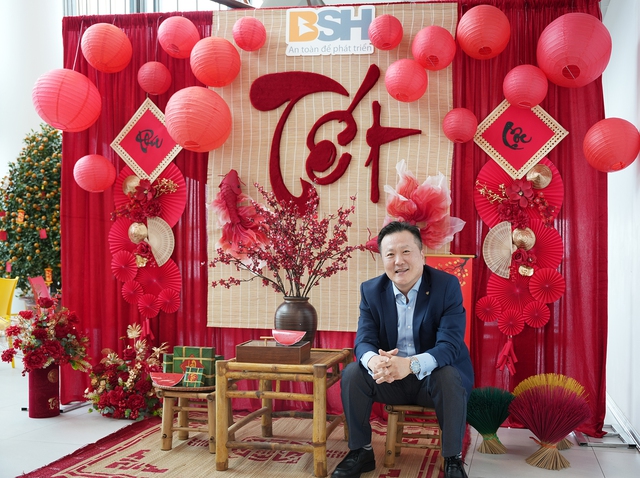 Chủ tịch người Hàn Quốc của BSH và góc nhìn "lạ" về bảo hiểm Việt Nam từ chuyện người Việt khó chịu với tiếng Karaoke nhưng vẫn … "không sao" - Ảnh 13.