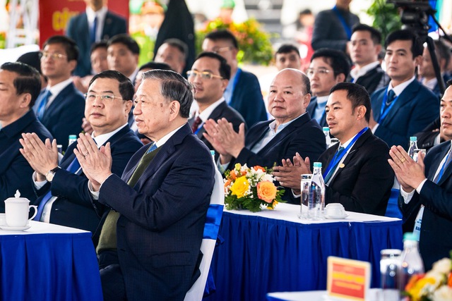 Tổng Bí thư dự lễ khởi công Khu đô thị đa mục tiêu Bắc Thăng Long Urban City 700ha, dự án hạt nhân trong tổ chức không gian phát triển phía Bắc Thủ đô - Ảnh 1.