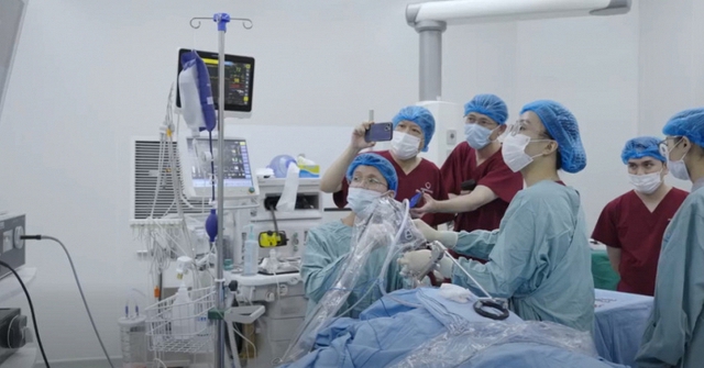 Ca bệnh hiếm: Người đàn ông 50 tuổi mắc cùng lúc 3 loại ung thư, bác sĩ tiến hành phẫu thuật liên tục 13 tiếng