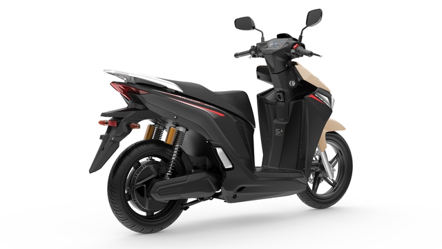 VinFast của ông Phạm Nhật Vượng chính thức mở bán xe máy điện đổi pin mới: giá chưa tới 40 triệu, đối đầu Honda Air Blade - Ảnh 5.