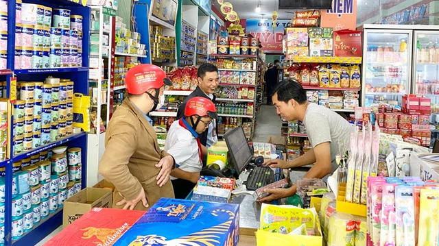 Vừa là chủ hộ kinh doanh, vừa đi làm công ty, đã đóng BHXH ở mức cao nhất, có phải đóng thêm BHXH bắt buộc: BHXH khu vực 27 trả lời thế nào? - Ảnh 1.