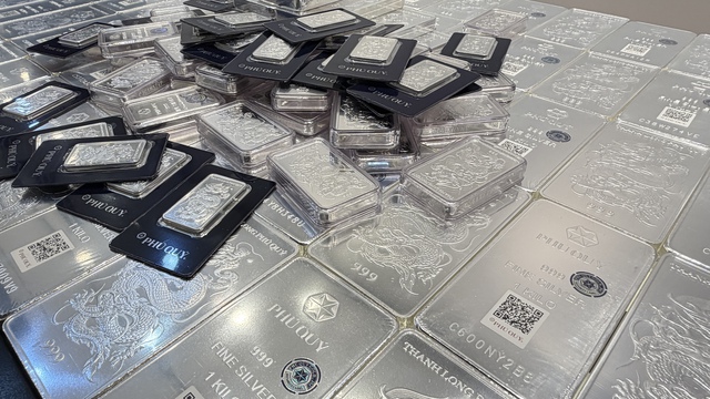 Sáng nay, giá bạc đồng loạt giảm - Ảnh 1.