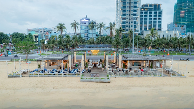 Một buổi chiều hoà nhịp sống biển ở Quy Nhơn: Hoá ra Việt Nam mình đẹp, 